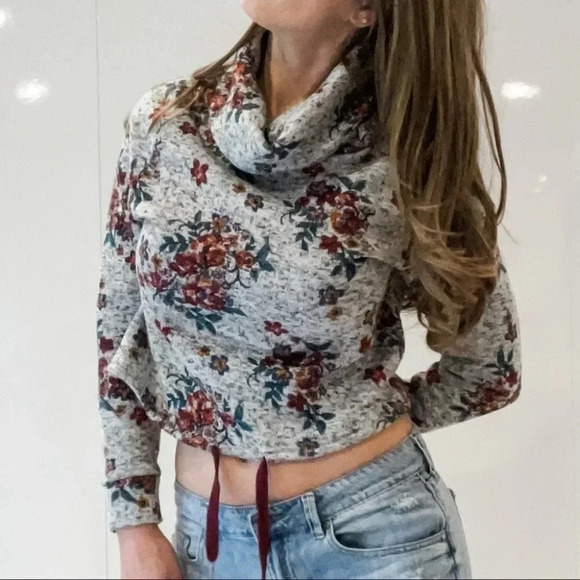Crop top sweater - Picture 10 of 14